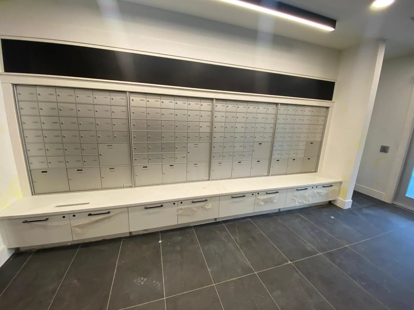 417 7506 199a Street