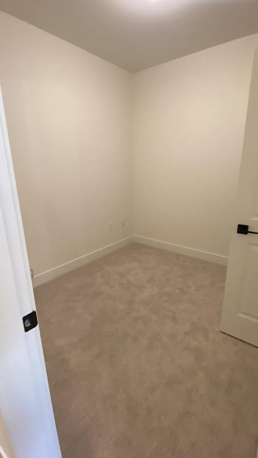 417 7506 199a Street