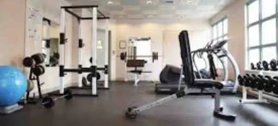 1705 907 Beach Avenue