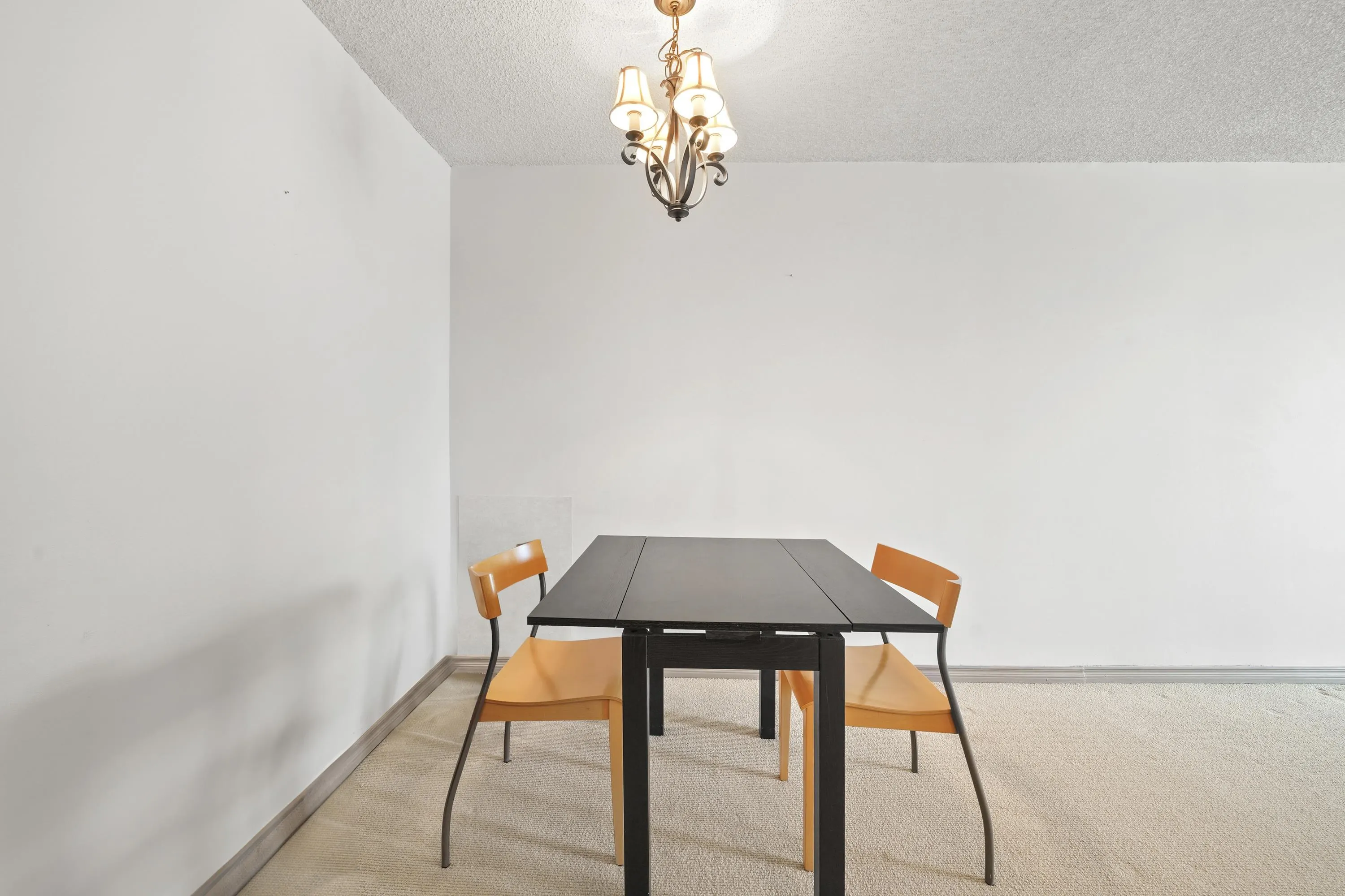 1006 2016 Fullerton Avenue