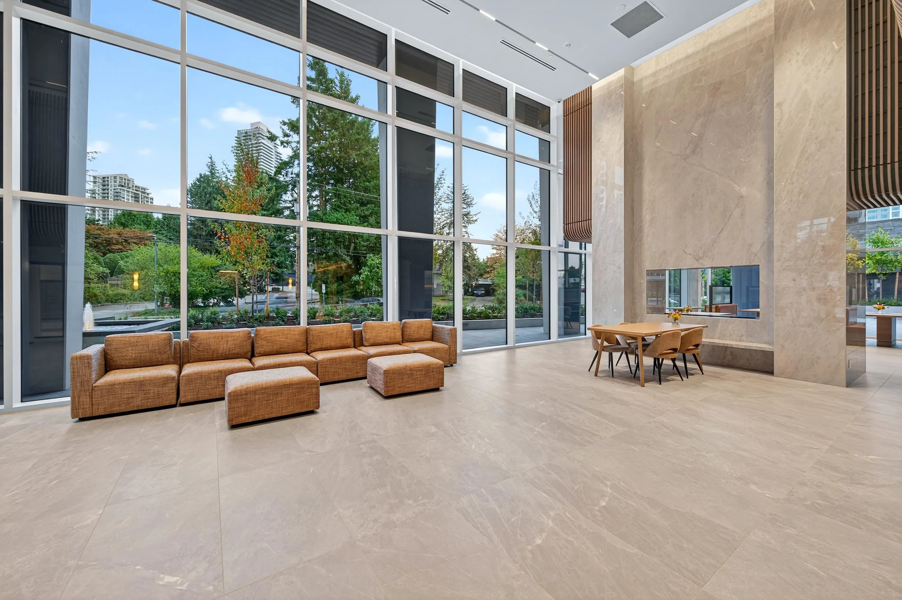 2101 720 Farrow Street