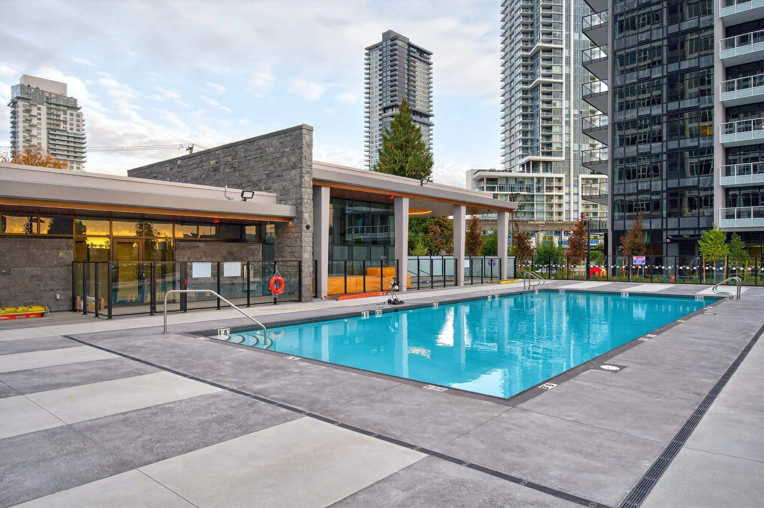 2101 720 Farrow Street