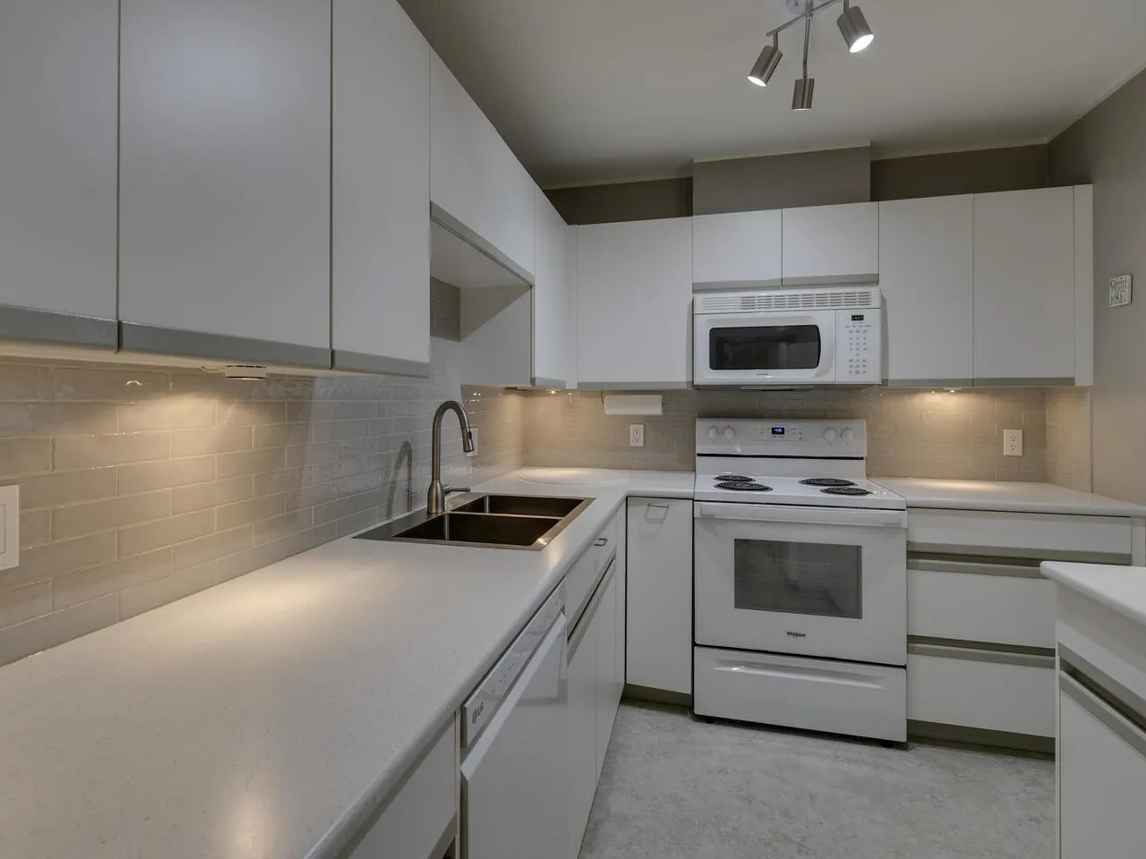 104 33344 2nd Street