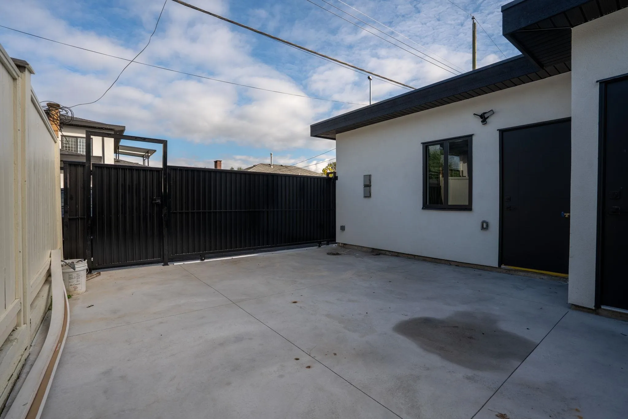 5685 Laurel Street