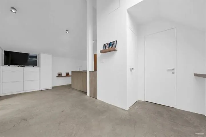 829 Keefer Street #3