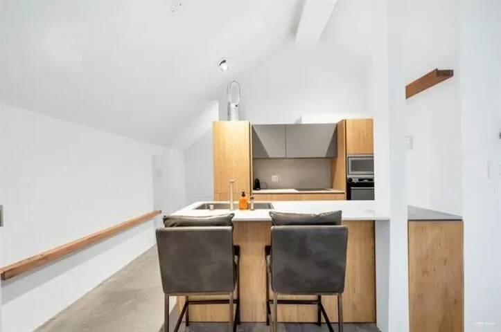 829 Keefer Street #3