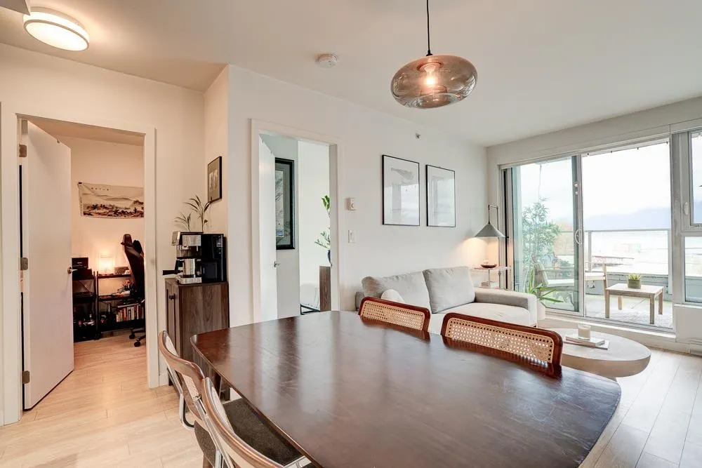 983 E Hastings Street #201