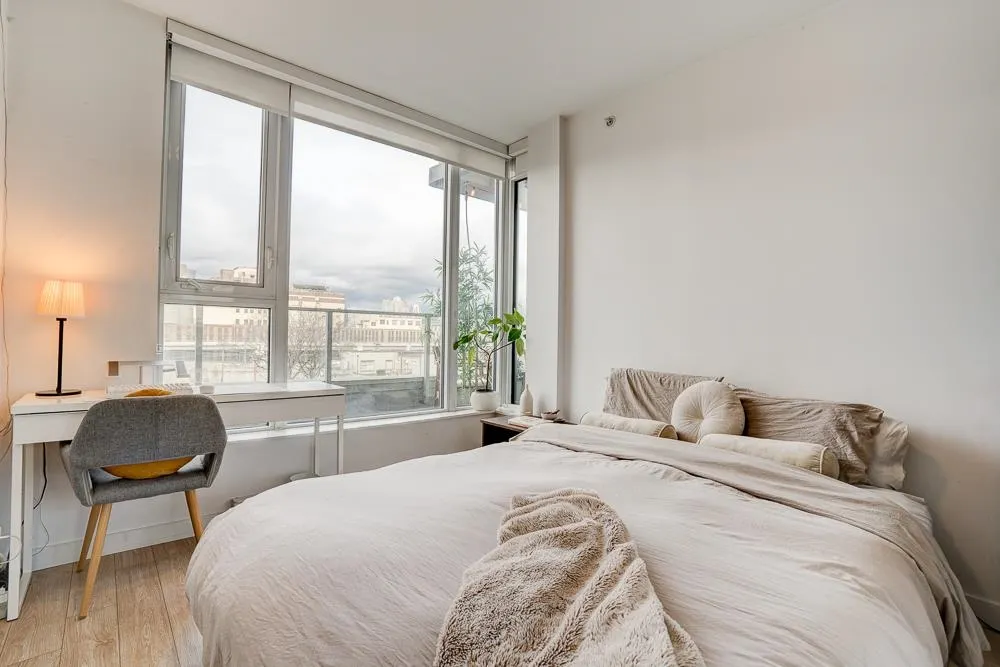 983 E Hastings Street #201