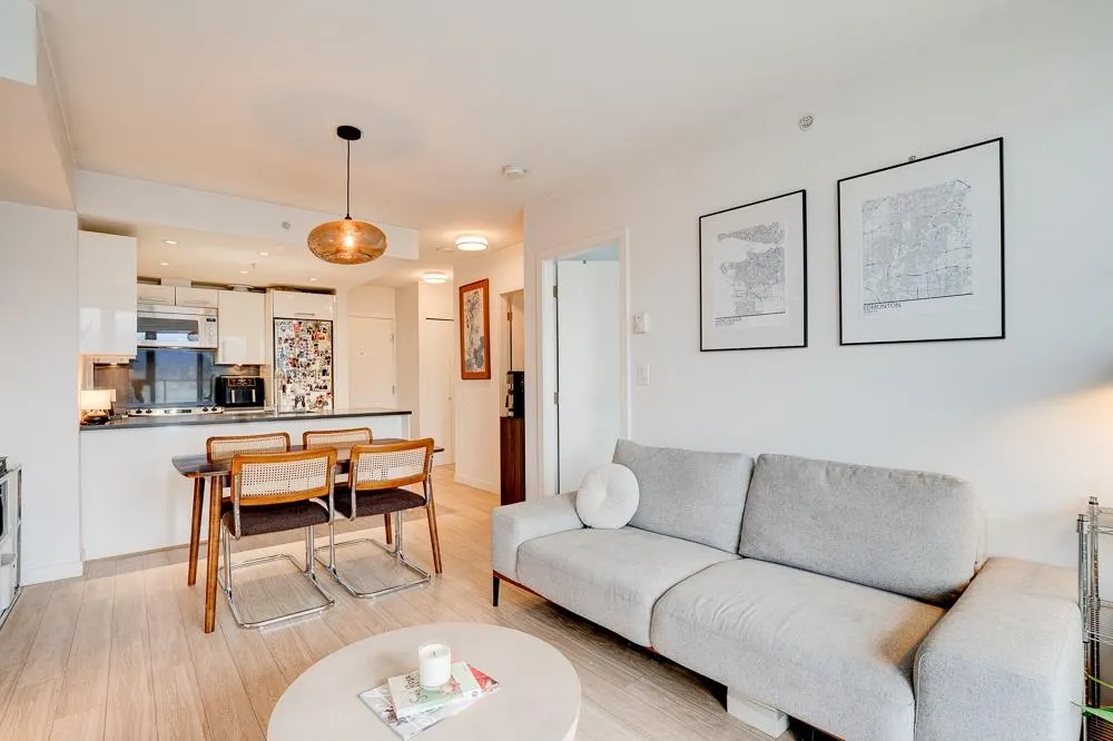 983 E Hastings Street #201