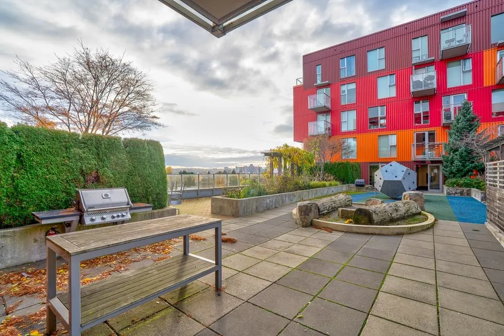 983 E Hastings Street #201
