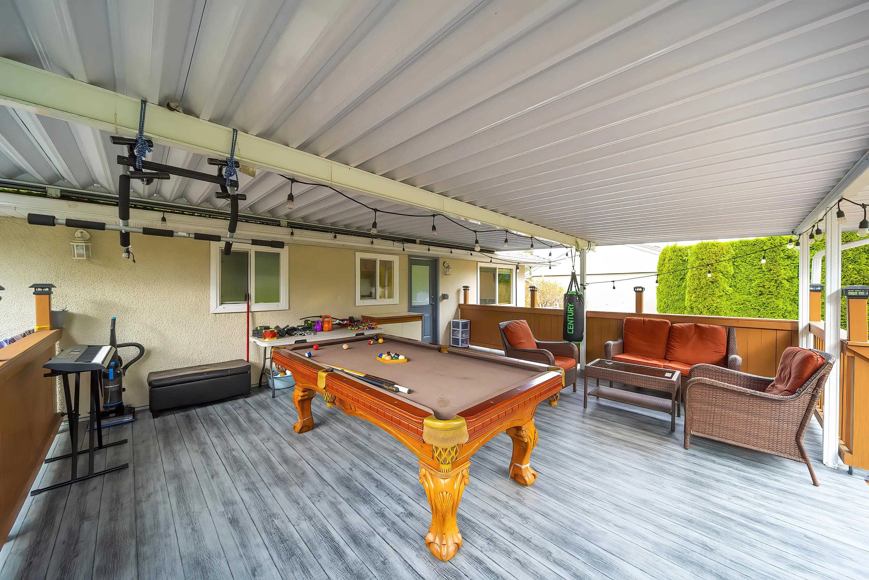 9476 Dawson Crescent