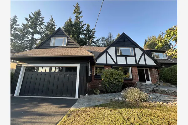 3791 Southridge Avenue