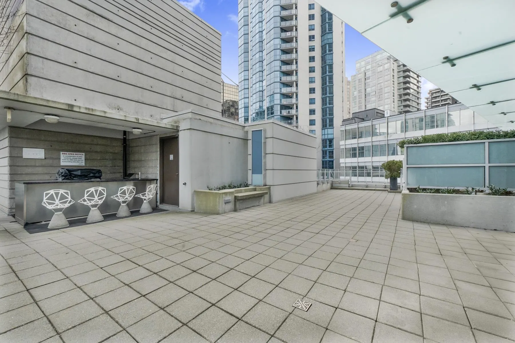 1499 W Pender Street #1201