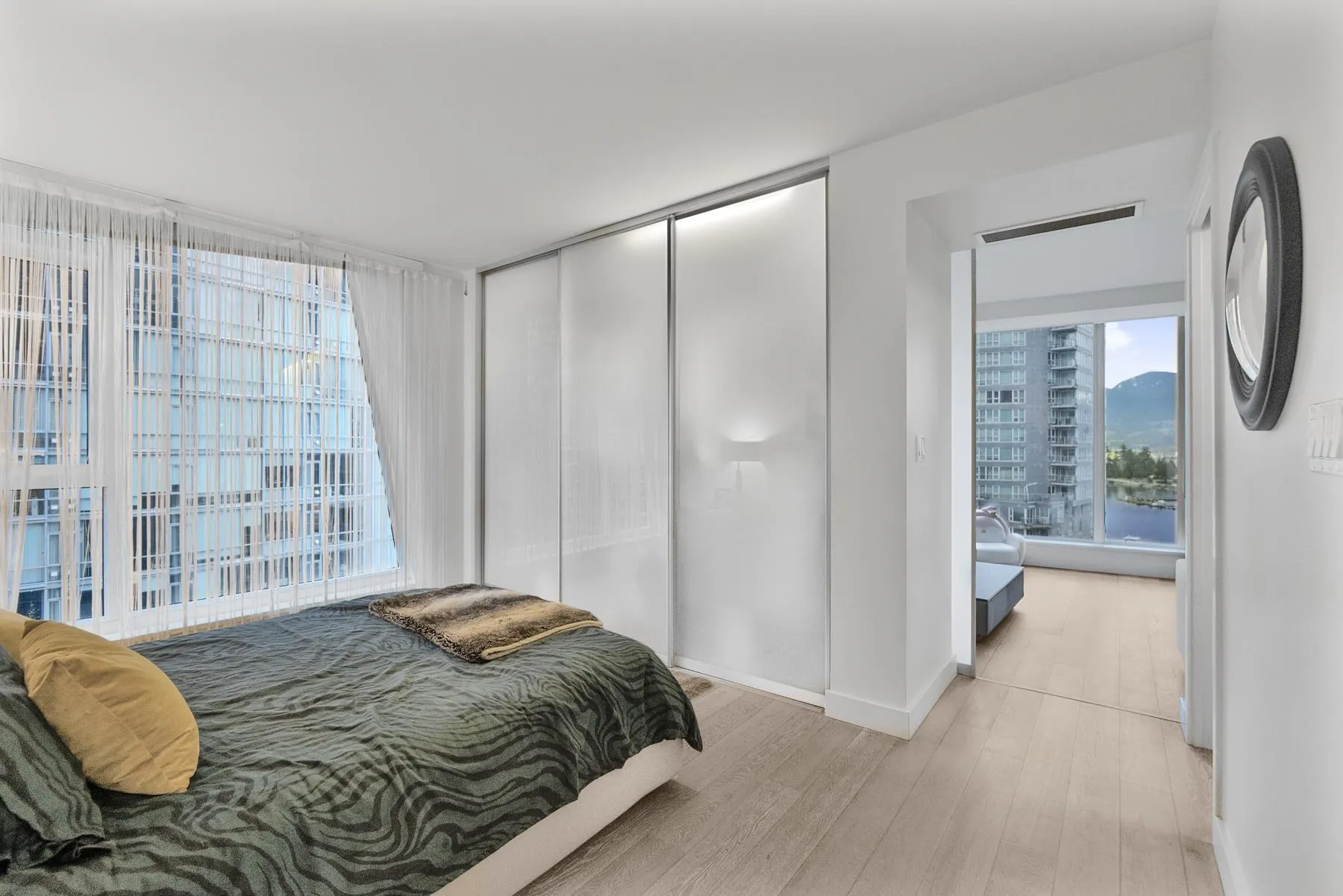 1499 W Pender Street #1201