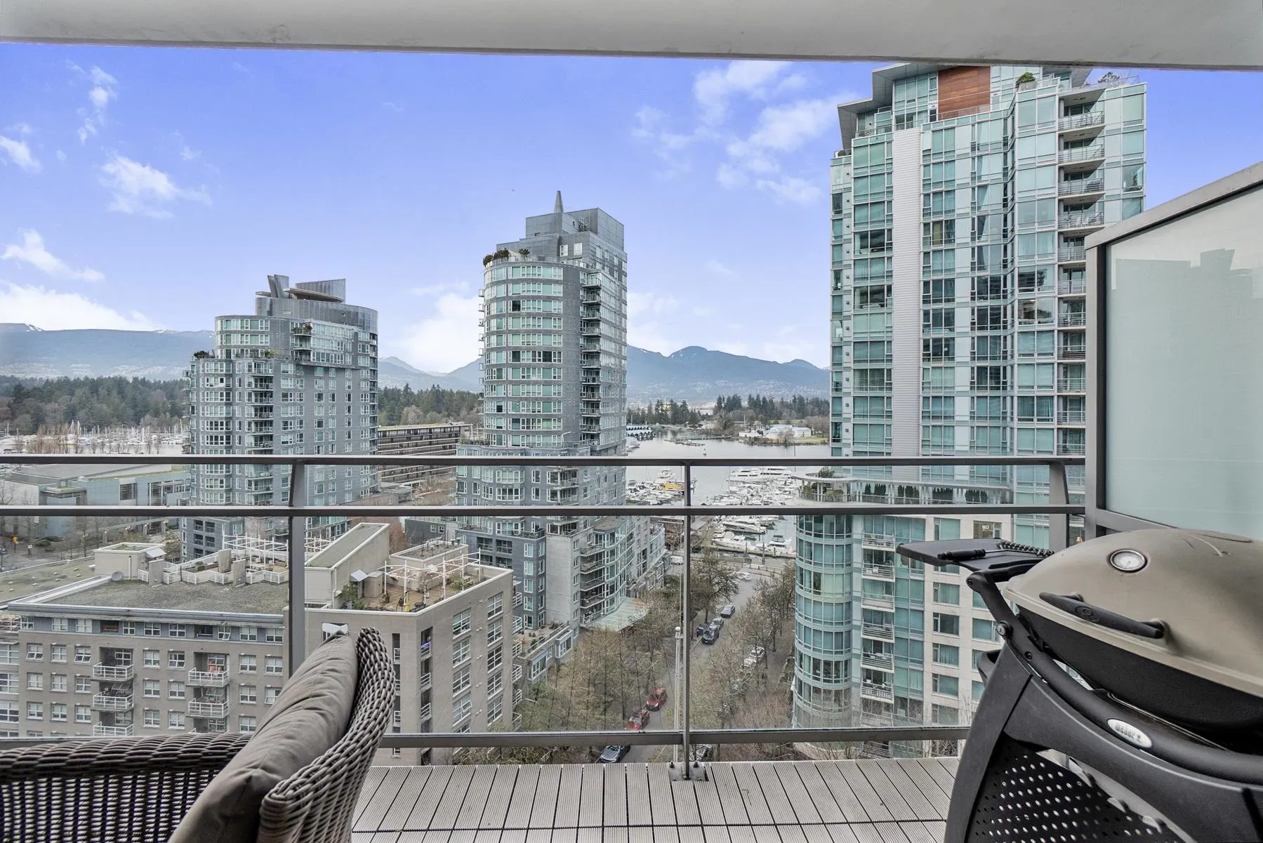 1499 W Pender Street #1201