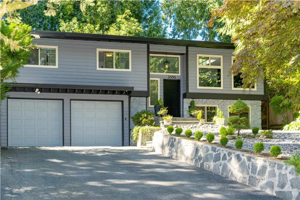 3595 Princess Avenue