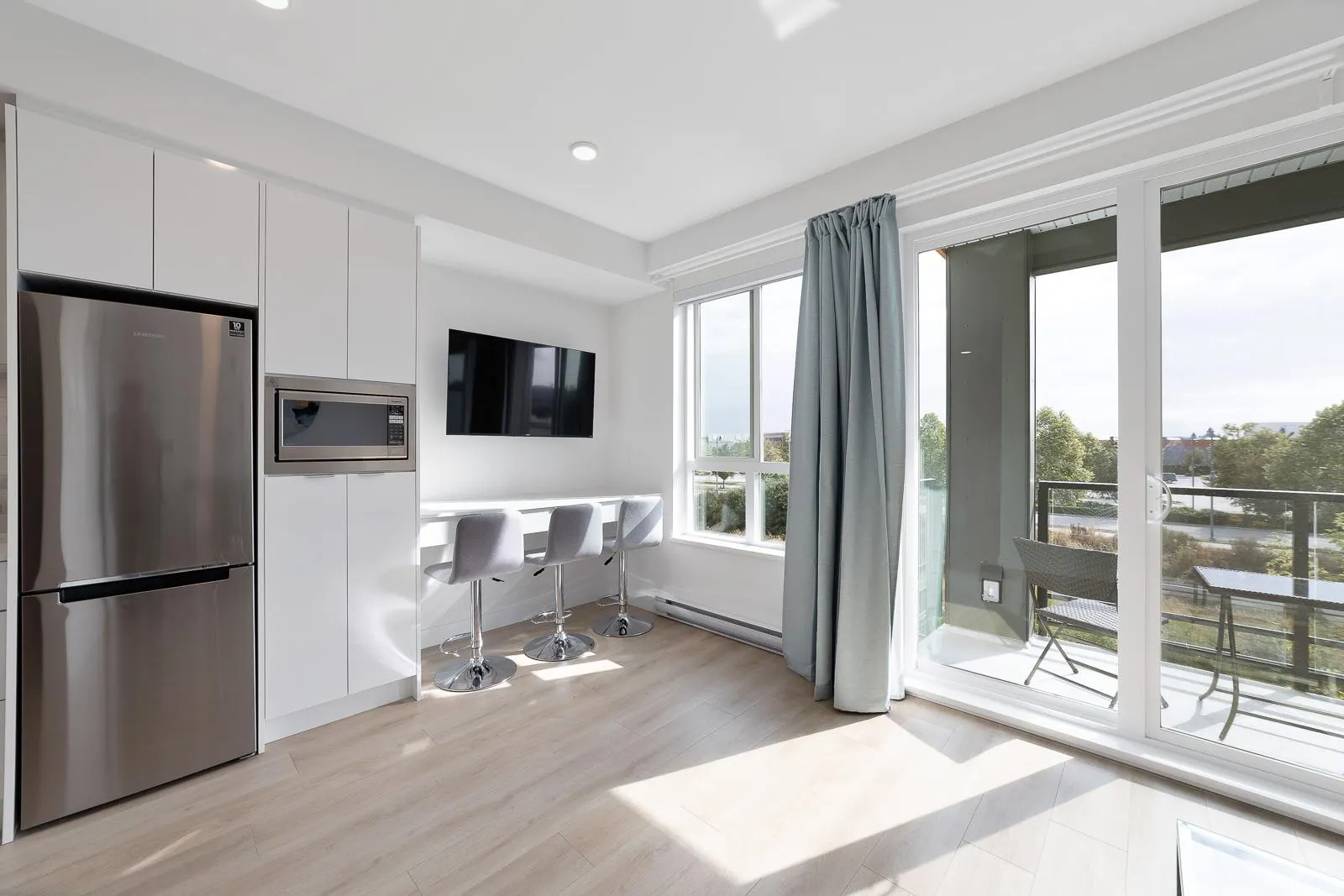 1792 Starling Drive #226
