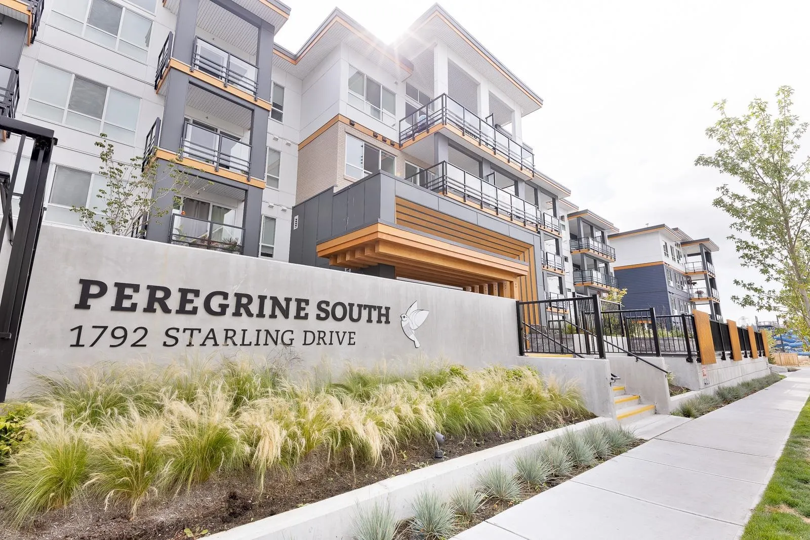 1792 Starling Drive #226