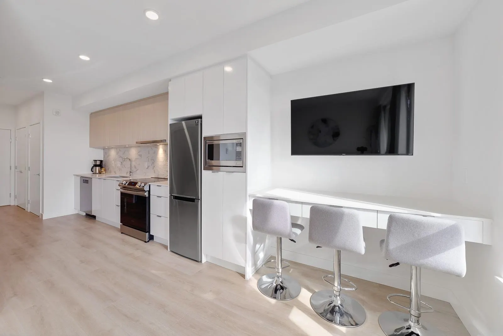 1792 Starling Drive #226