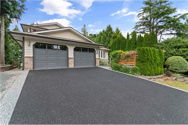 47495 Swallow Crescent