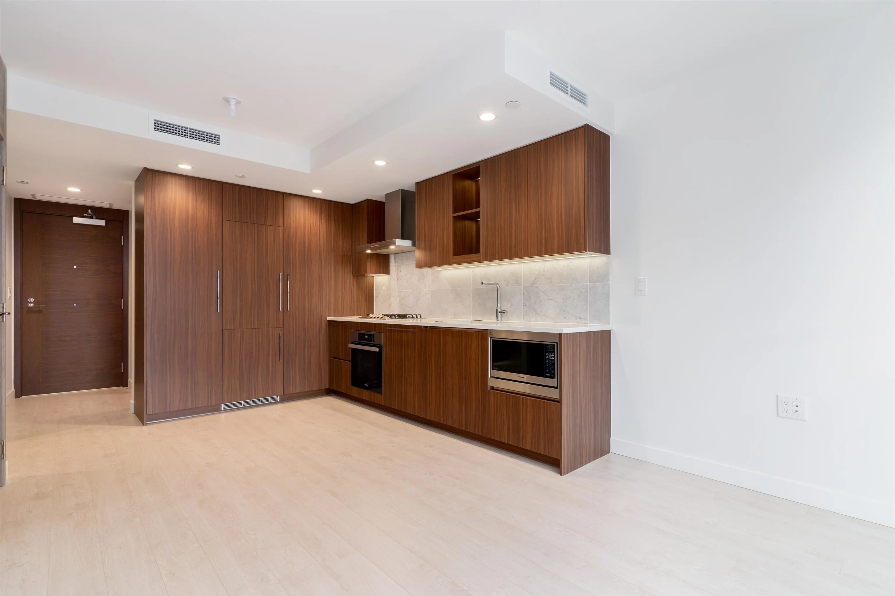 1768 Cook Street #603
