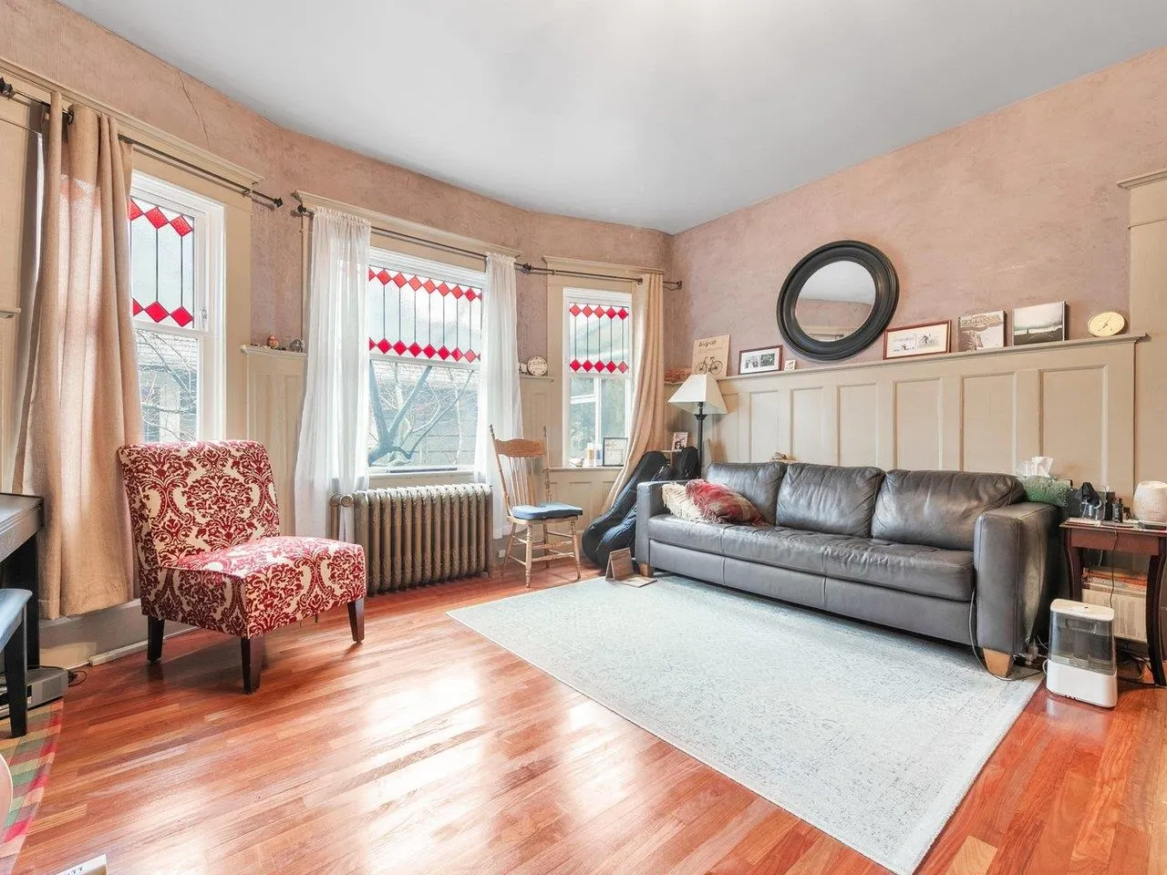 482 W 17th Avenue