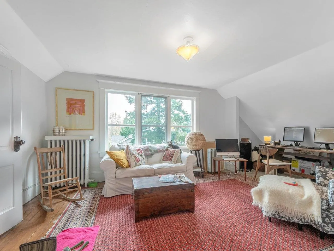 482 W 17th Avenue