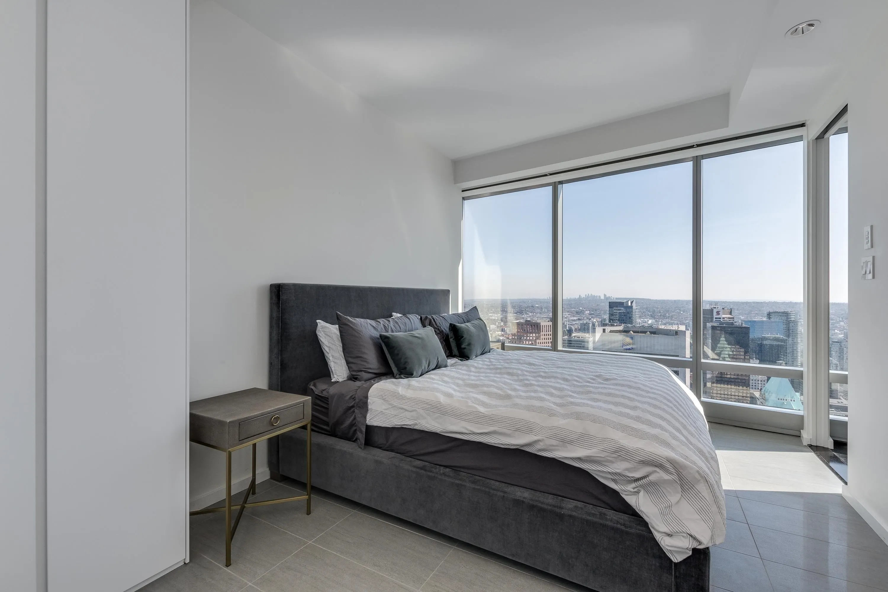 1151 West Georgia Street #6001