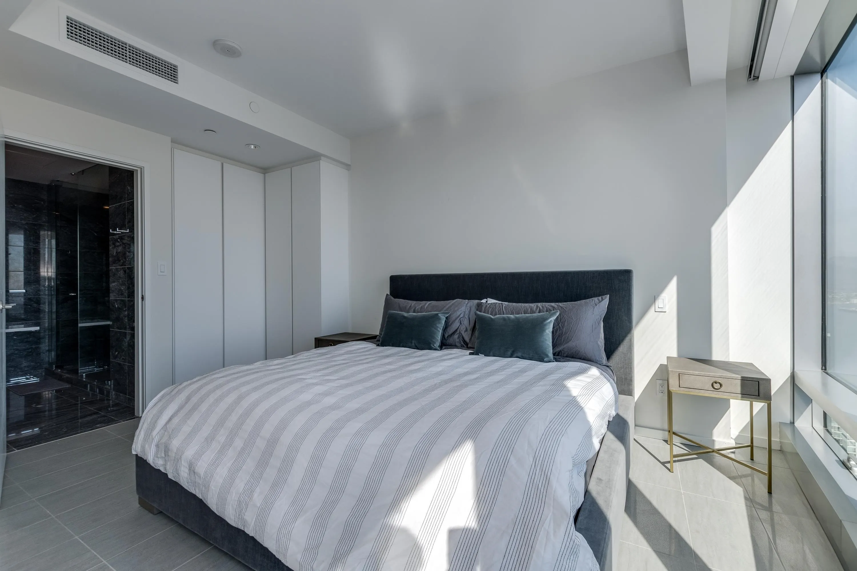 1151 West Georgia Street #6001