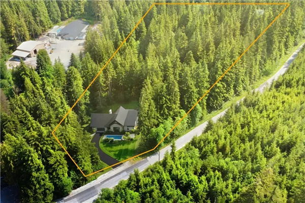 12653 Cardinal Street