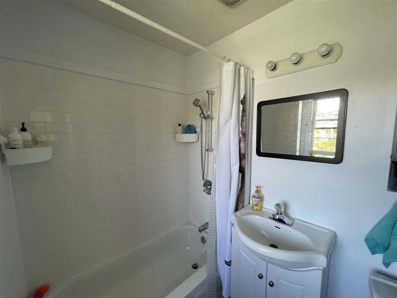 88 W 48th Avenue