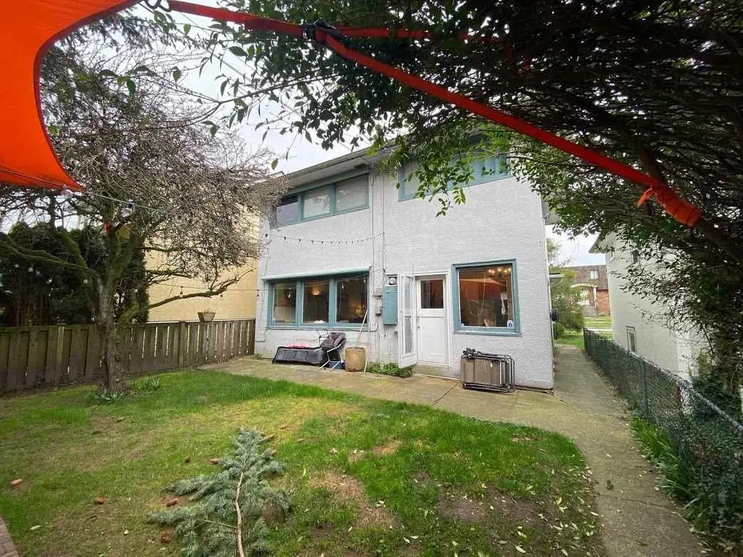 88 W 48th Avenue