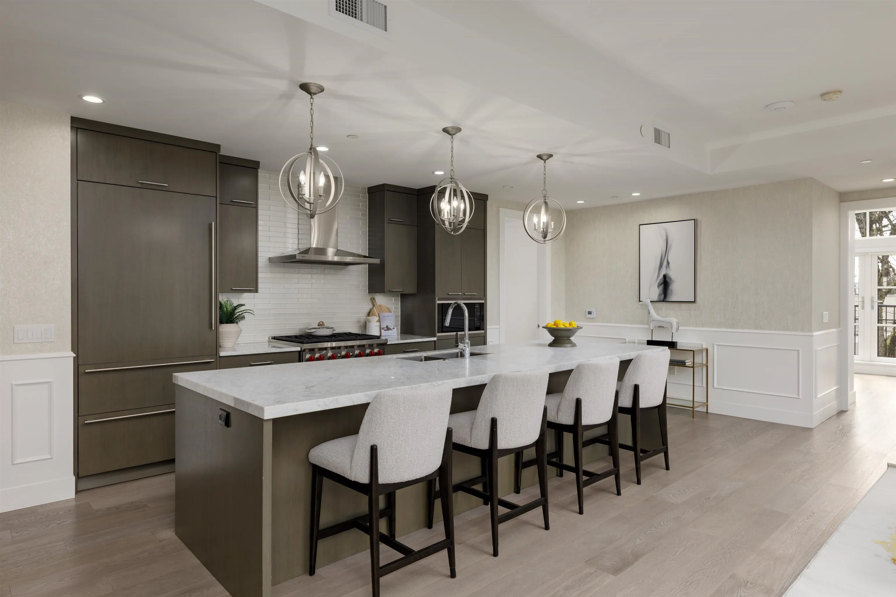 1009 Laurier Avenue #304