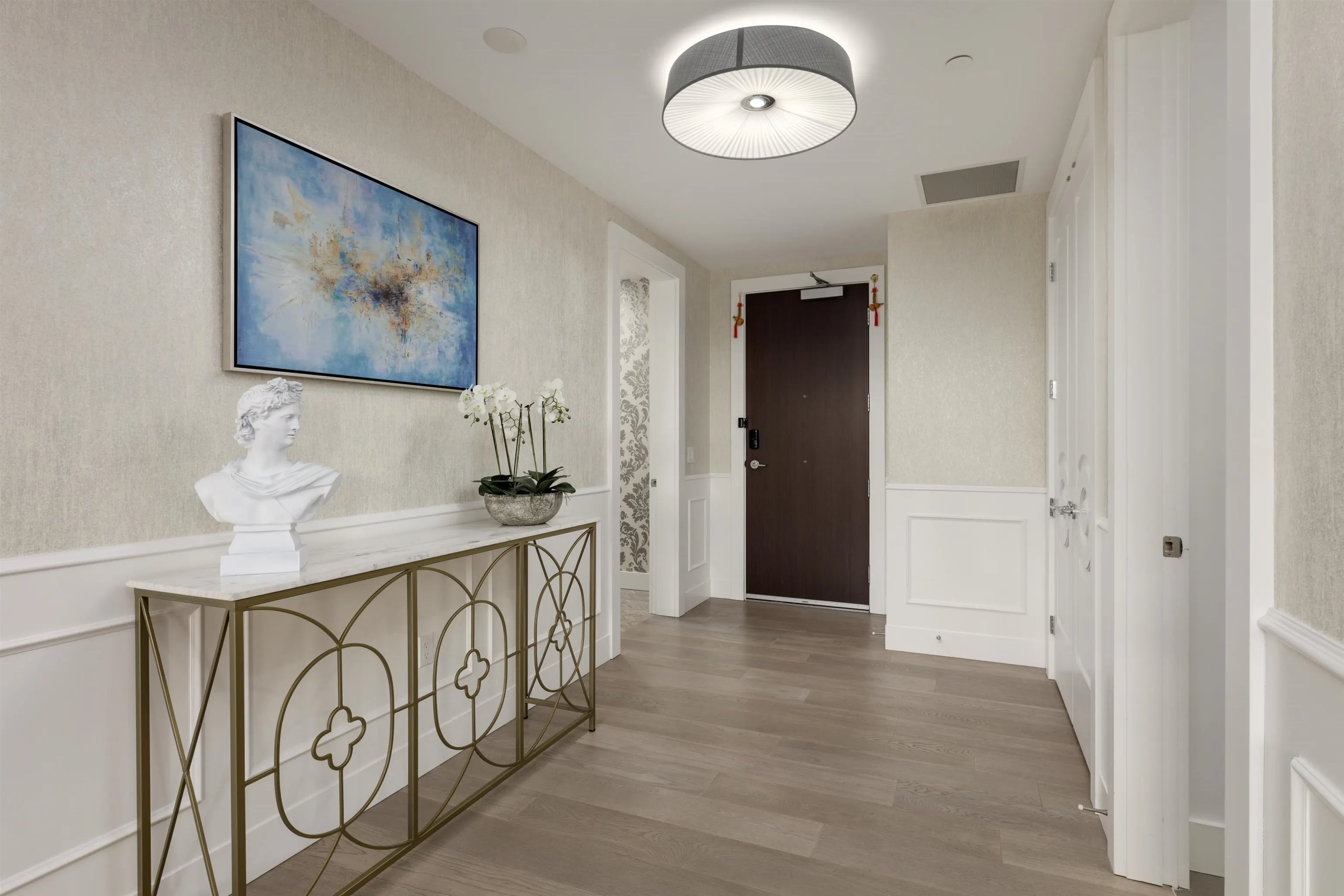 1009 Laurier Avenue #304