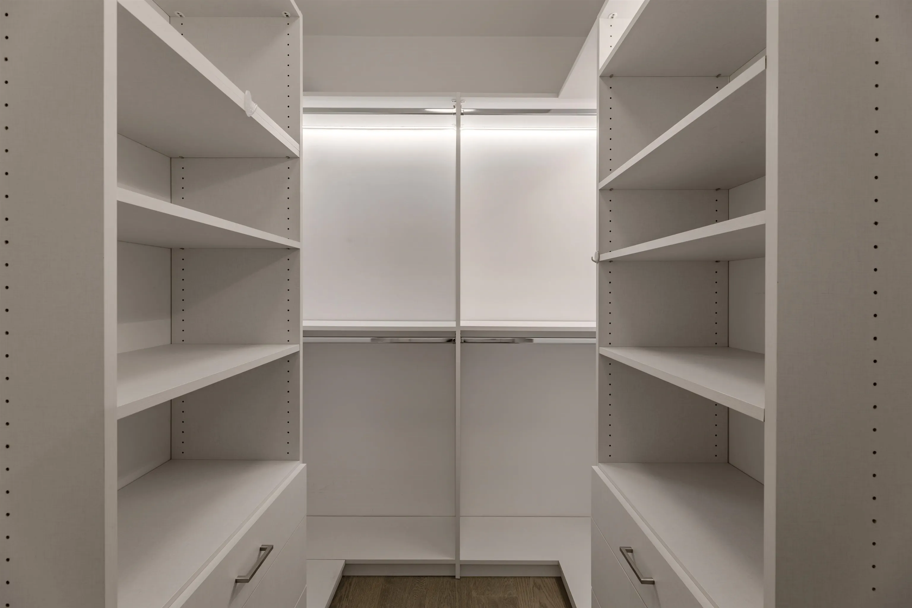 1009 Laurier Avenue #304