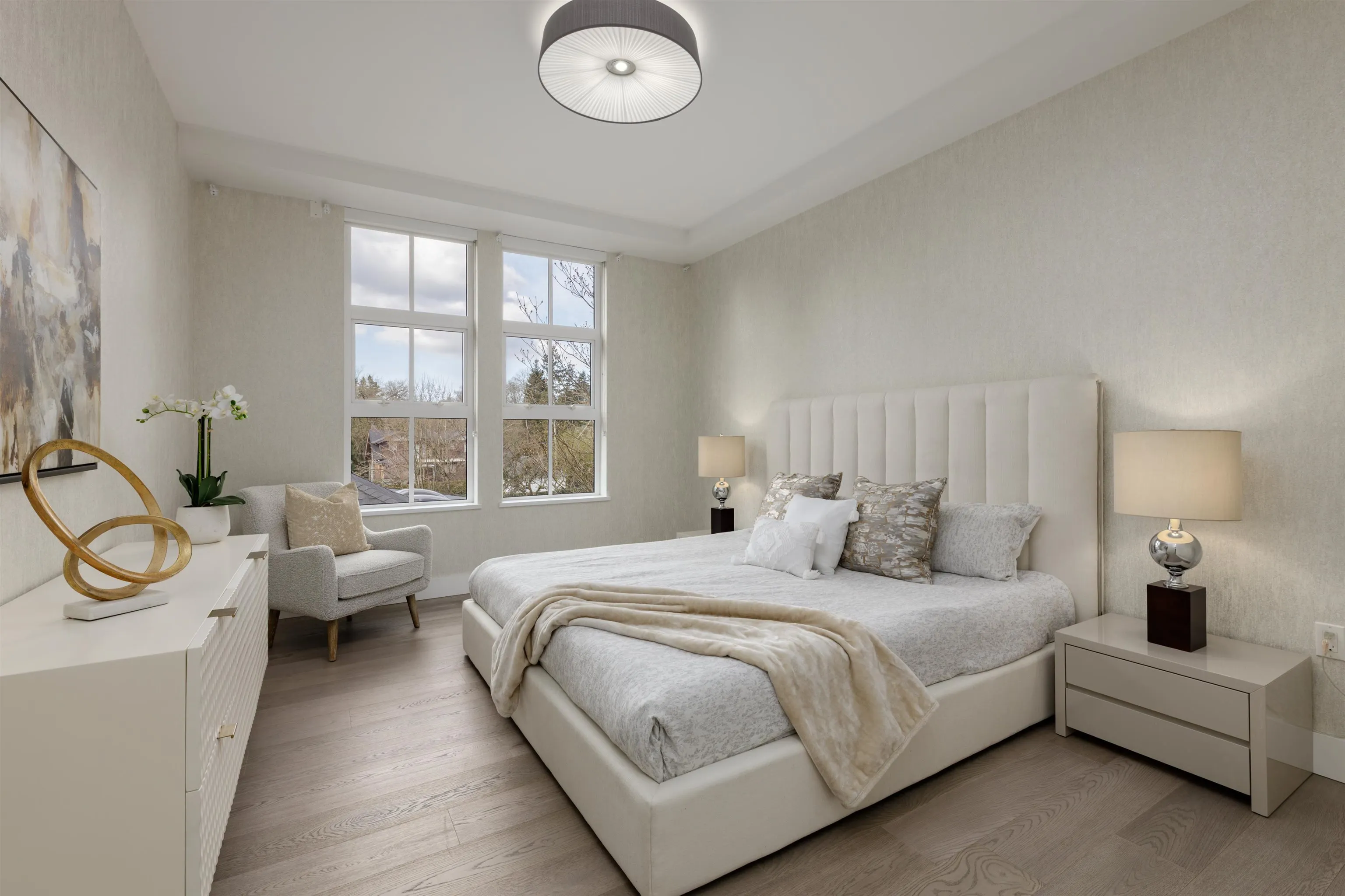 1009 Laurier Avenue #304