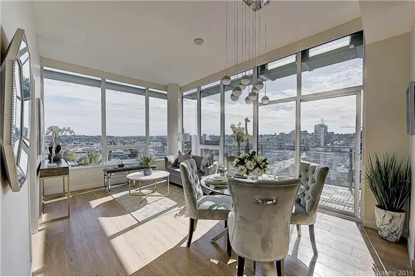 111 E 1st Avenue #1802