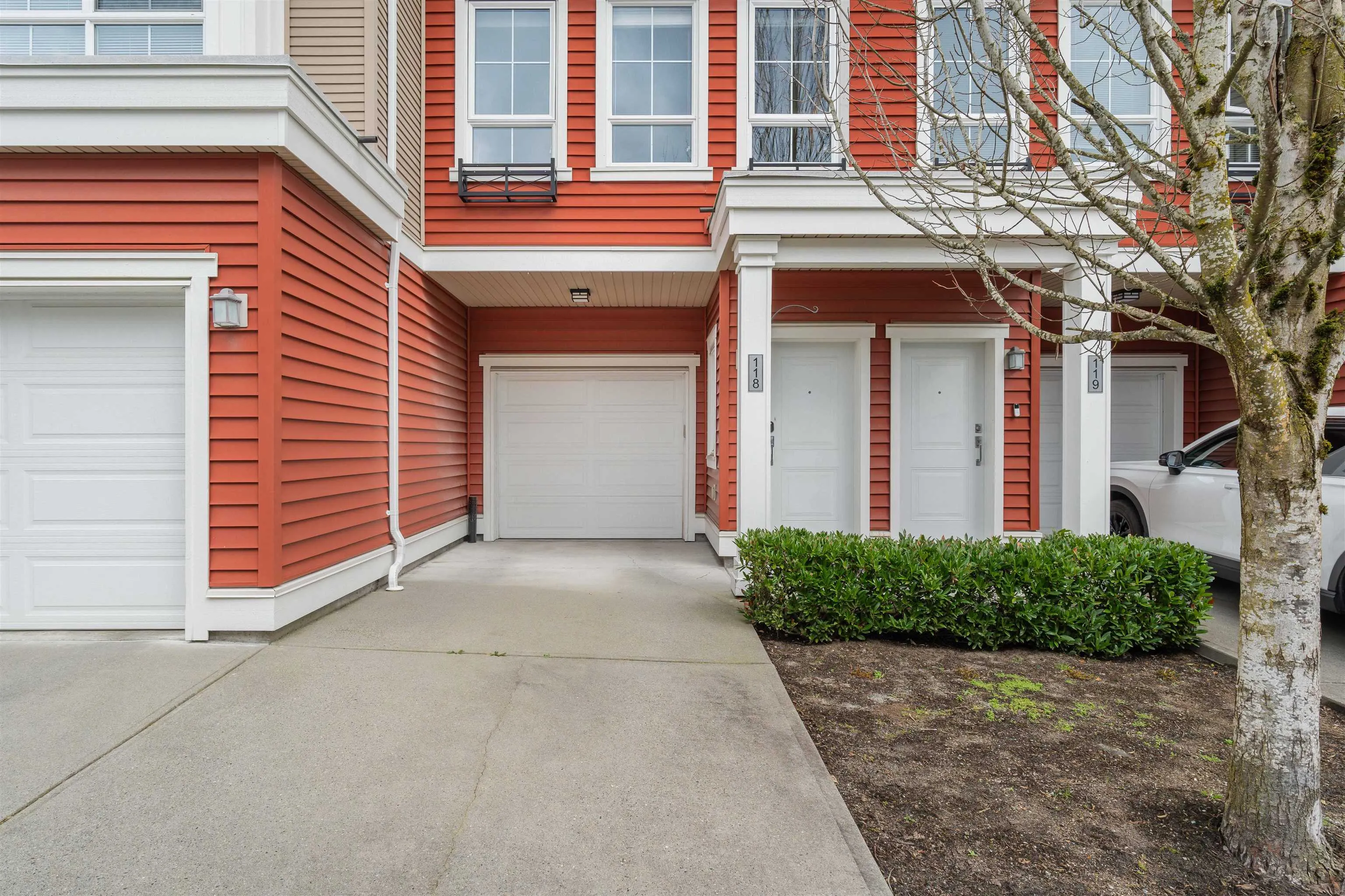 19505 68a Avenue #118