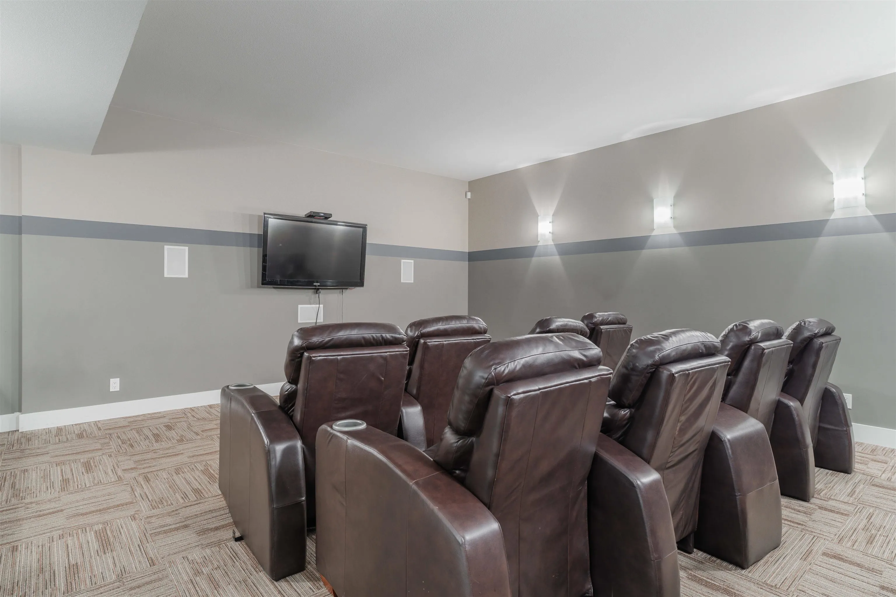 19505 68a Avenue #118