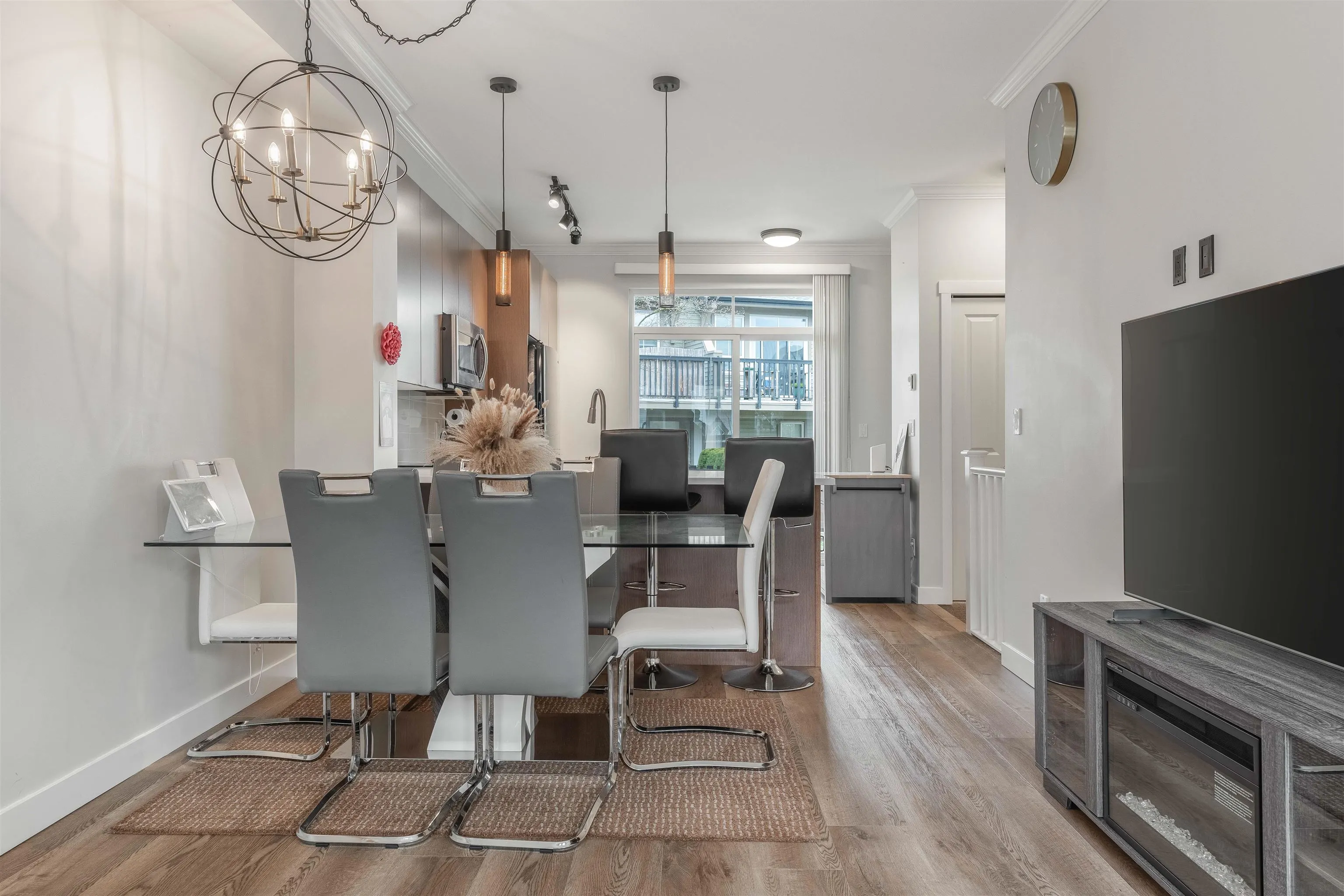 19505 68a Avenue #118