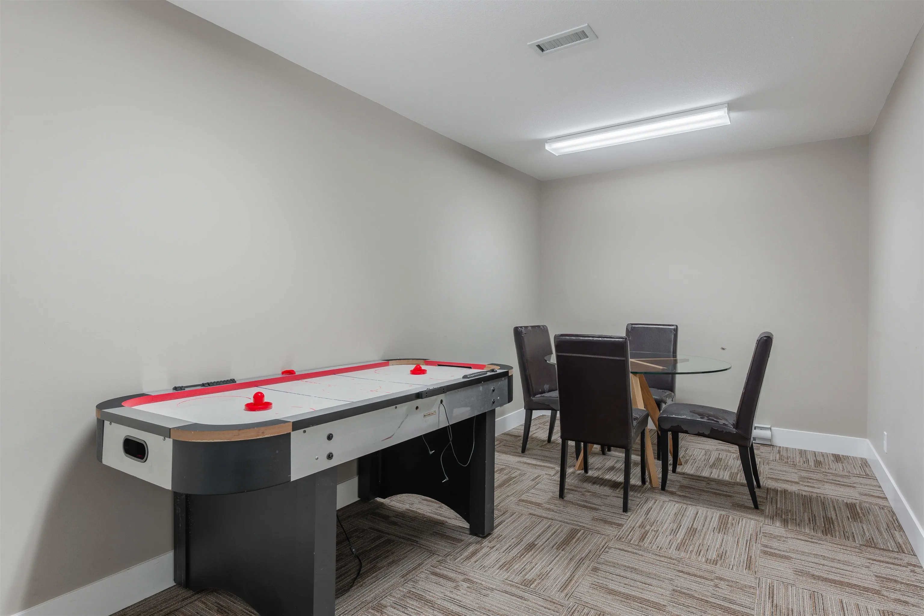 19505 68a Avenue #118