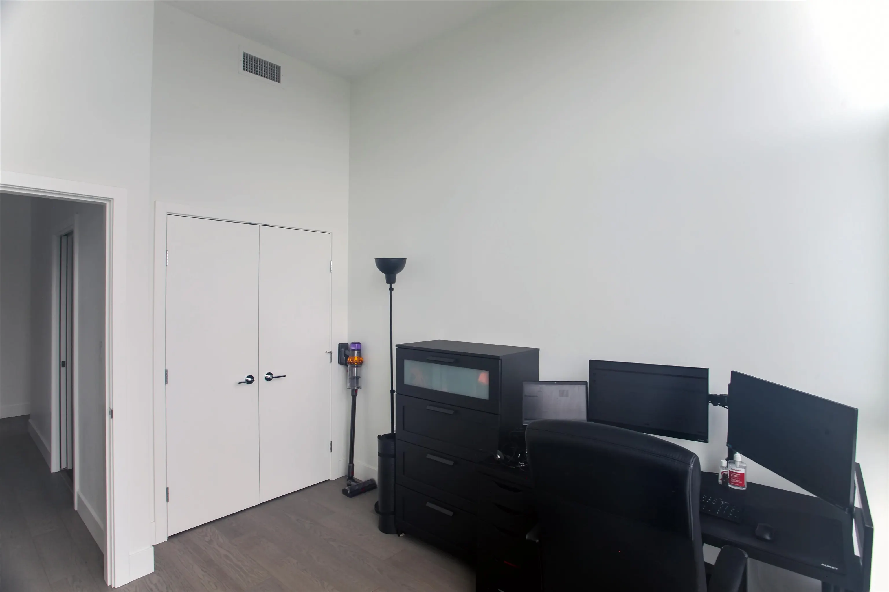 3581 E Kent Avenue North #1602