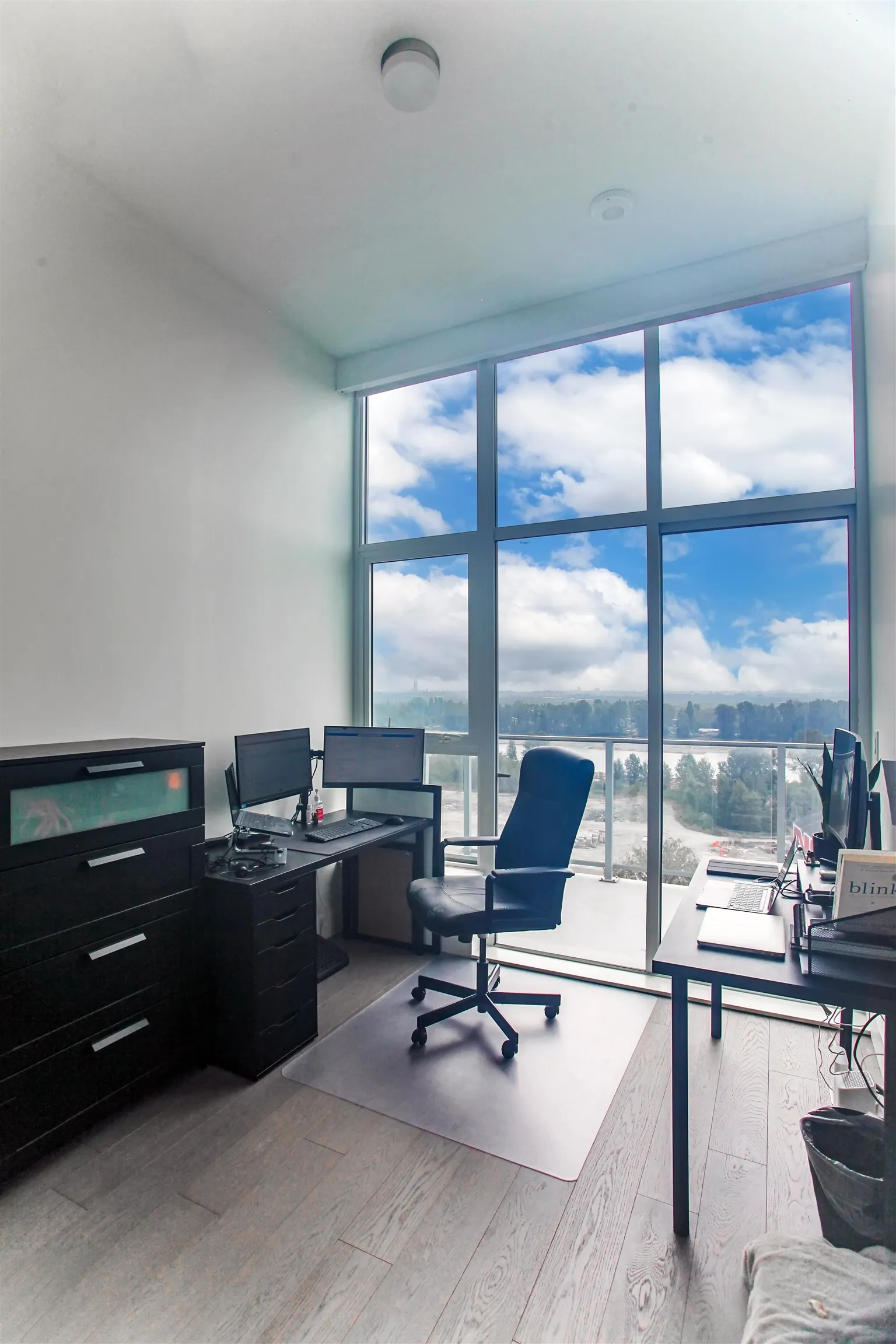 3581 E Kent Avenue North #1602