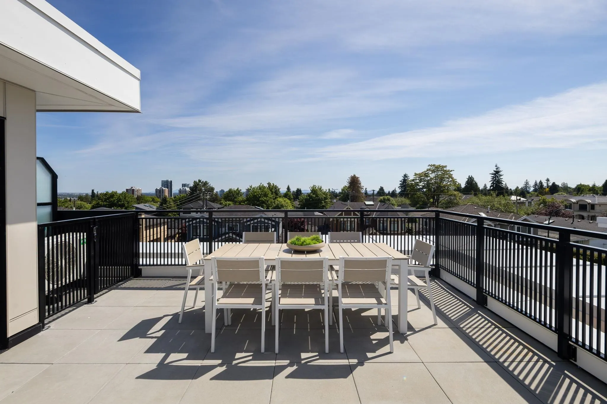 715 W 49th Avenue #213