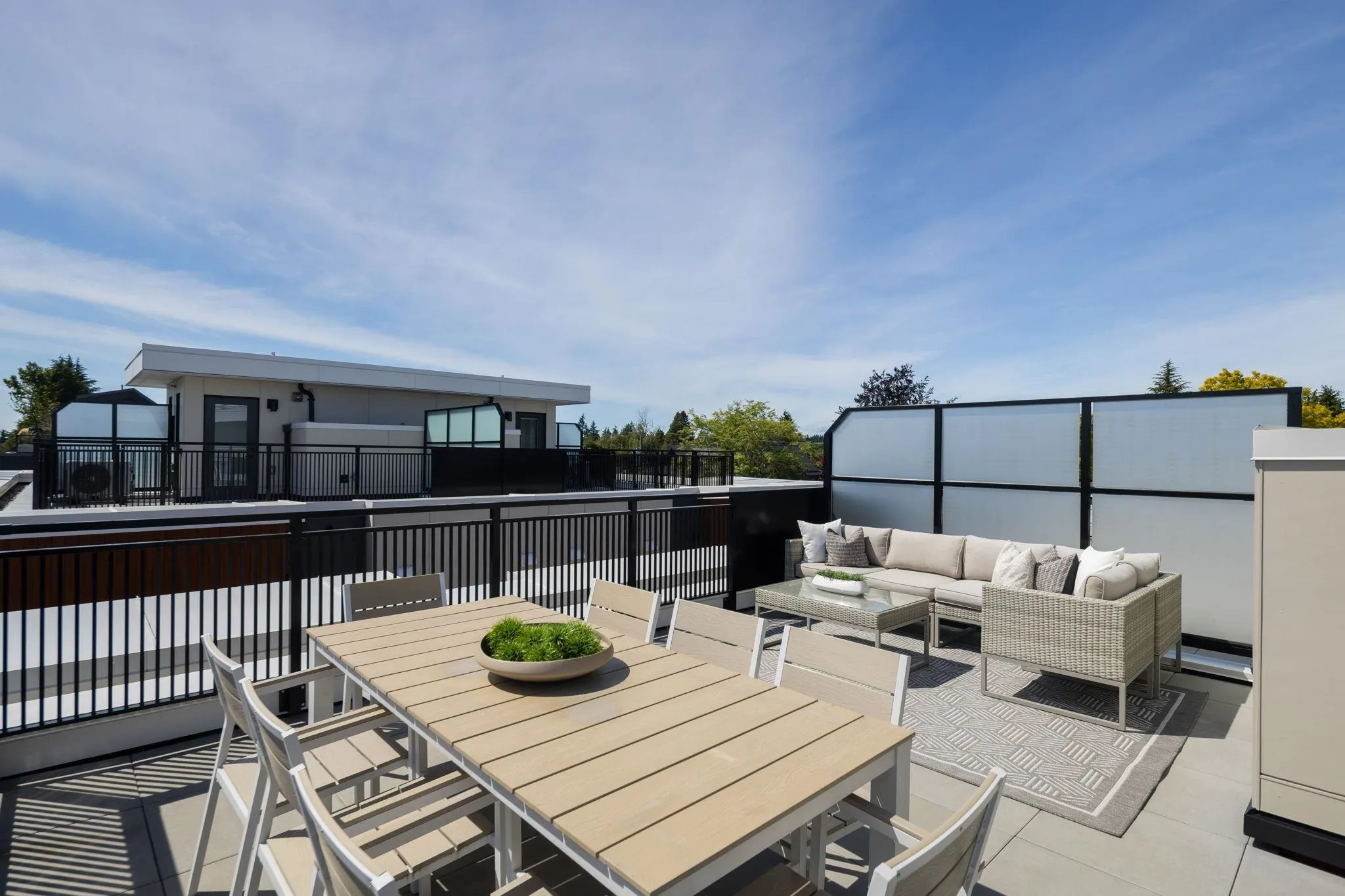 715 W 49th Avenue #213