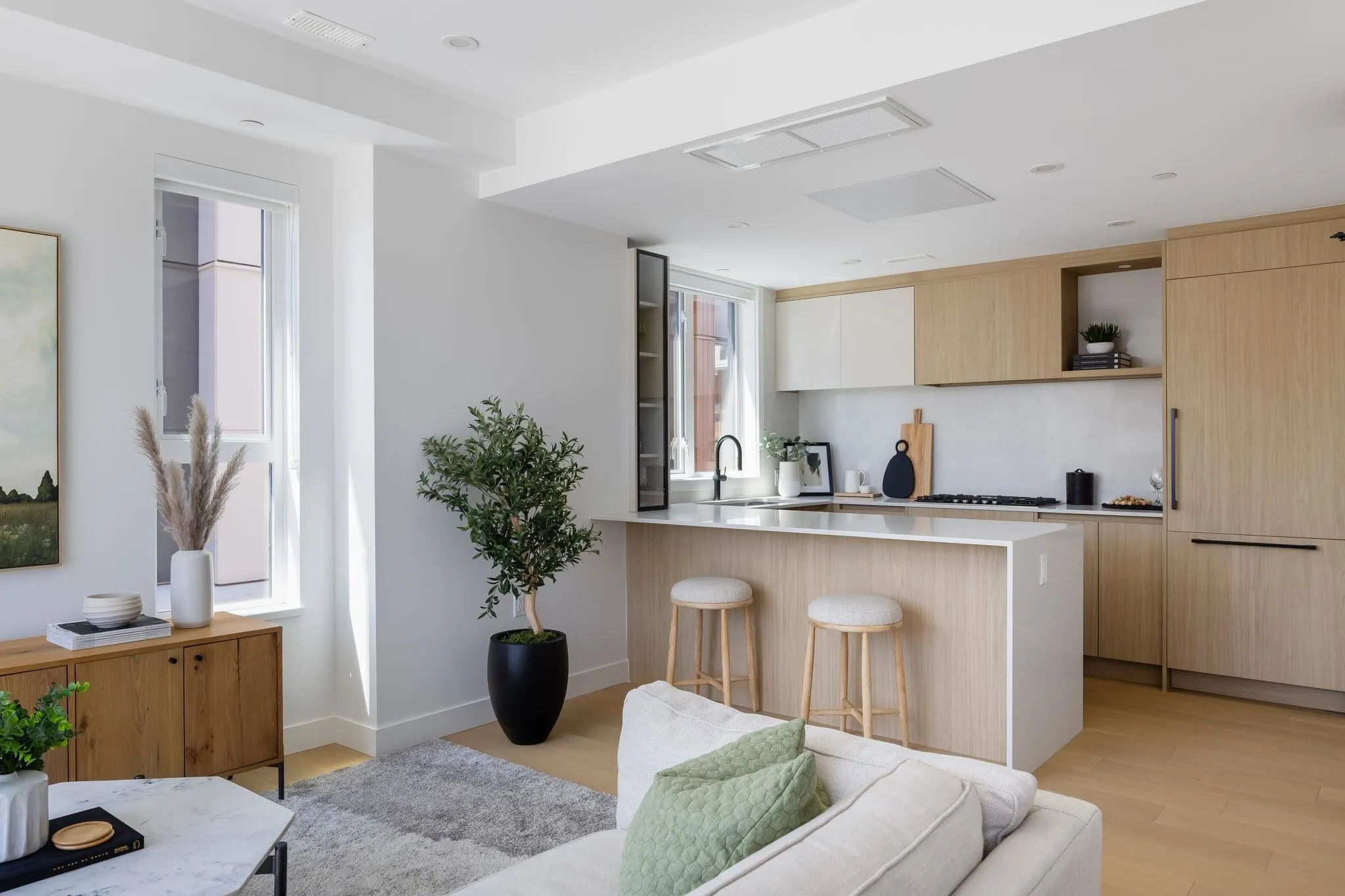715 W 49th Avenue #213