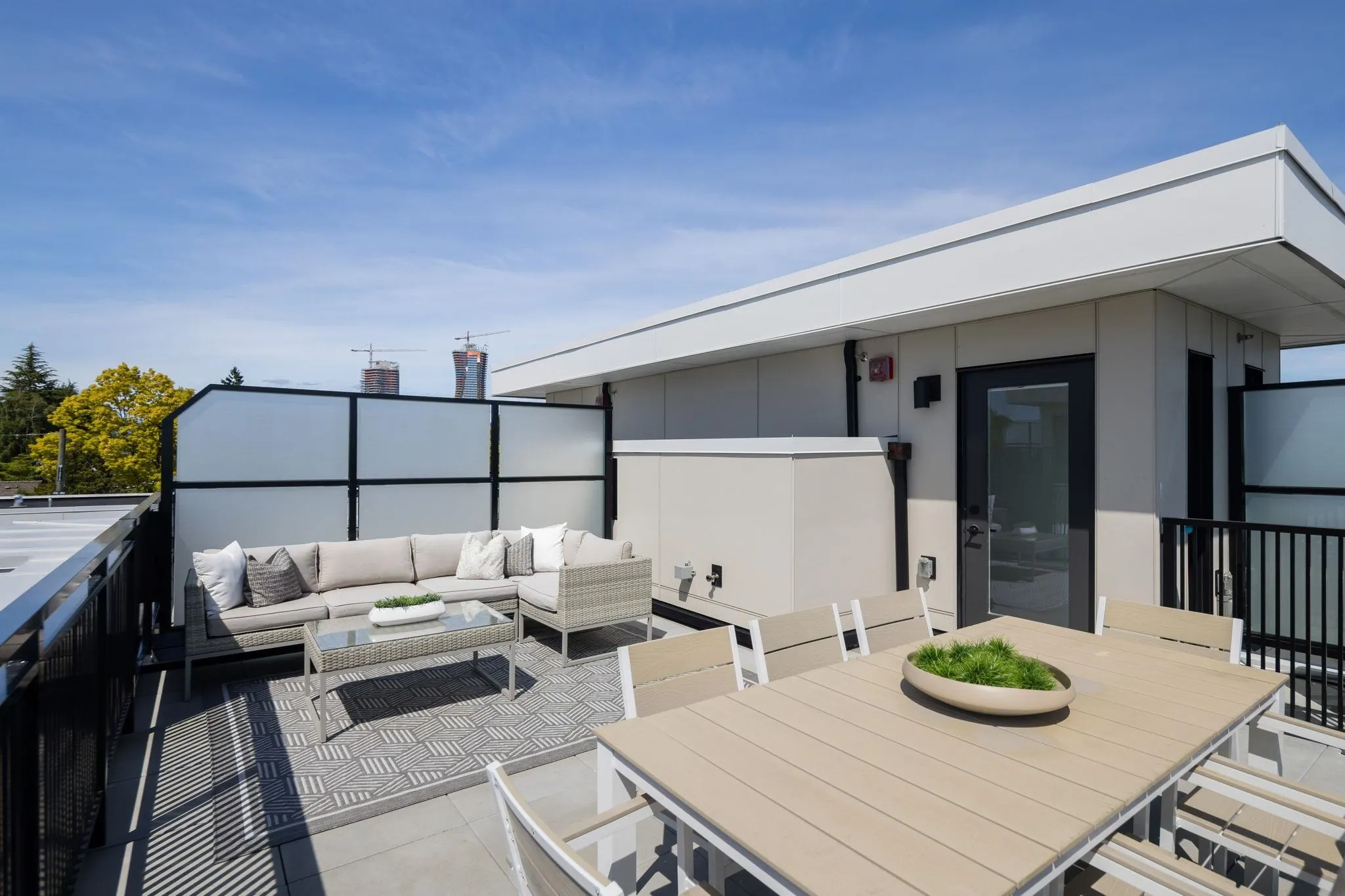 715 W 49th Avenue #213