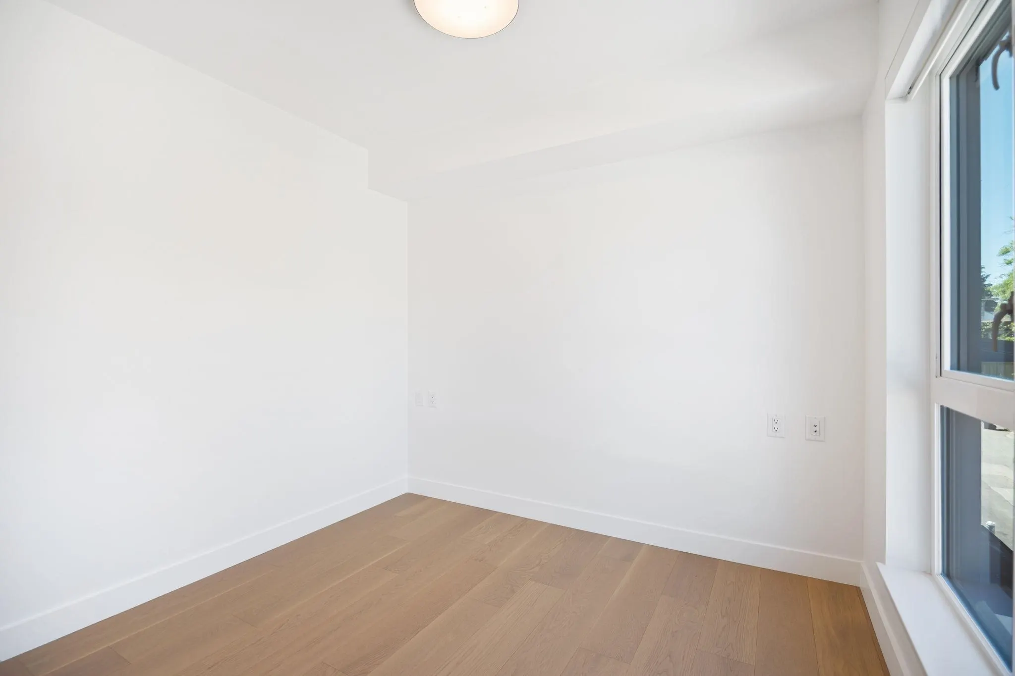 725 W 49 Avenue #123