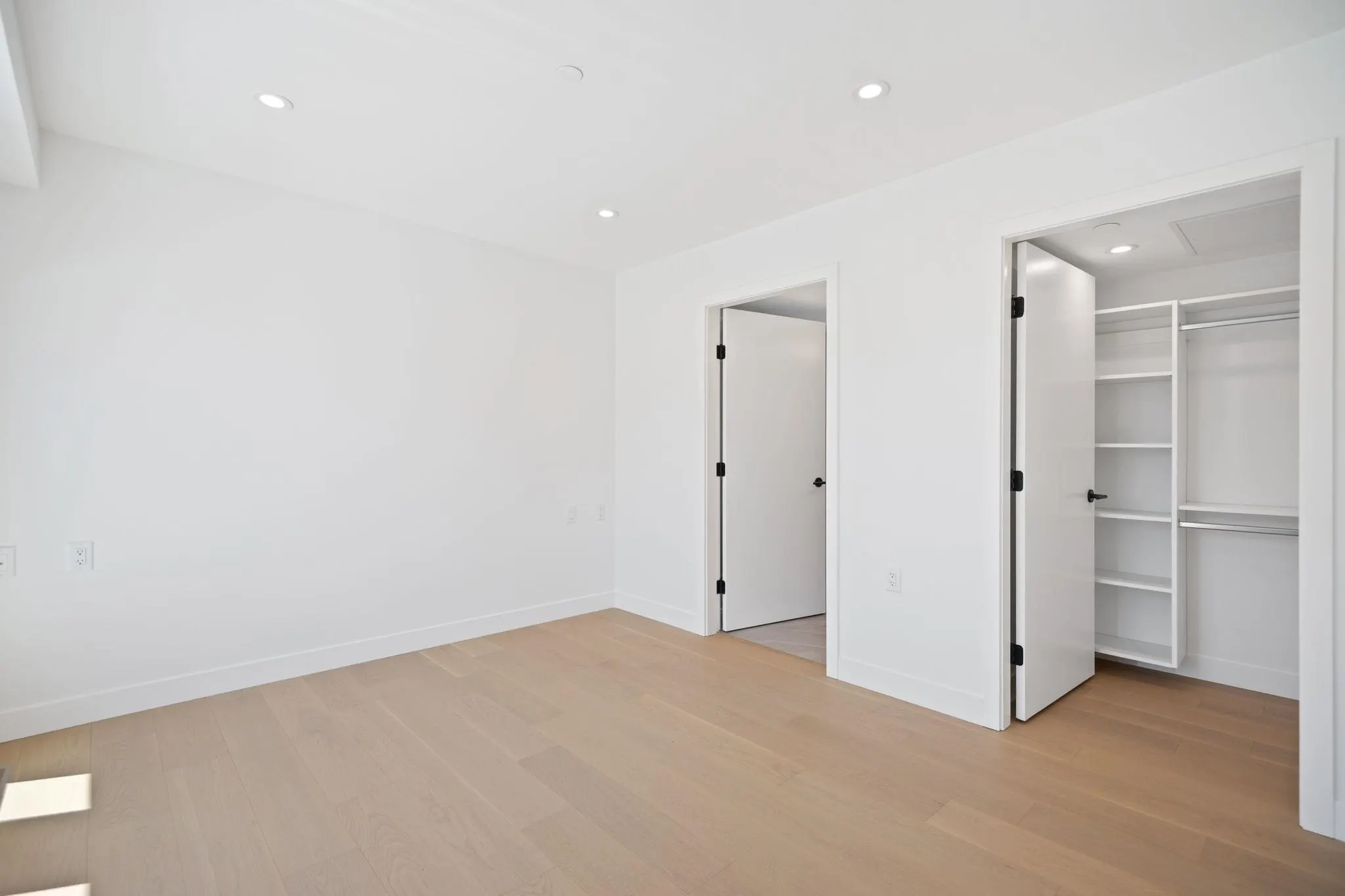 725 W 49 Avenue #123