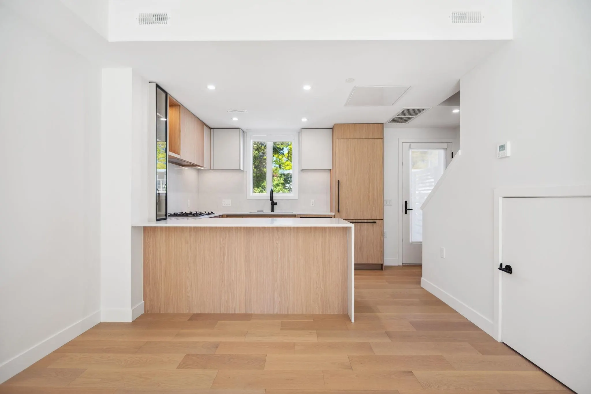 725 W 49 Avenue #123